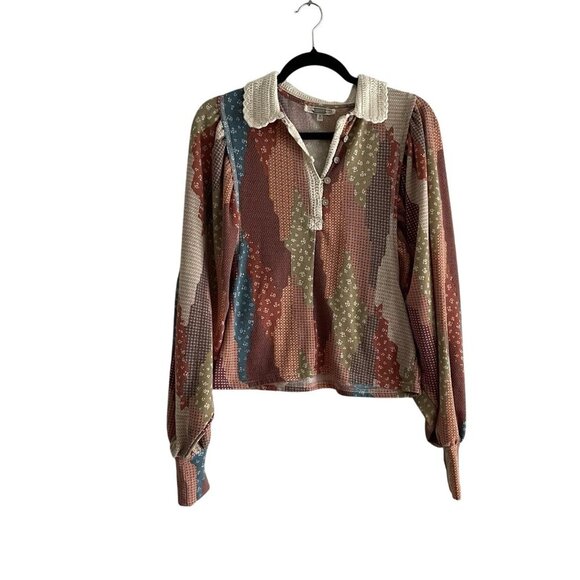 Gimmicks BKE Wmn S Patchwork Mixed Print Fleece Crochet Collar Dolman Henley Top - Picture 2 of 14